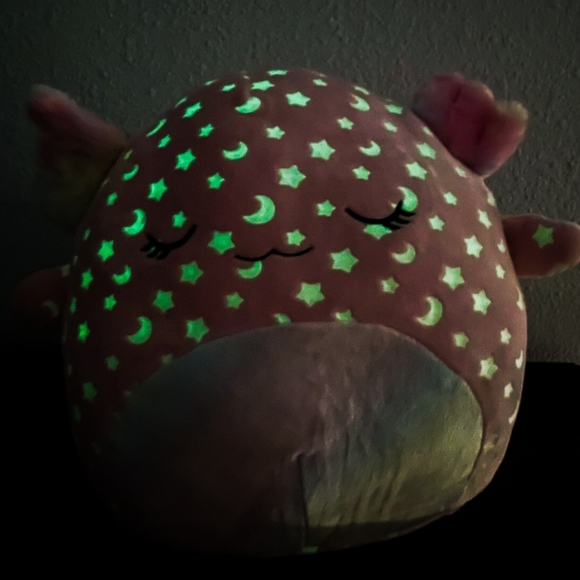 12" Squishmallow Axolotl Cressida glow in the dark - Picture 5 of 5